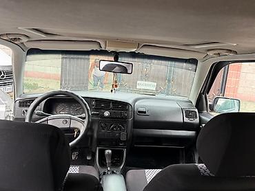 agu: Volkswagen Golf: 1992 г., 1.8 л, Механика, Бензин, Хэтчбэк — 5