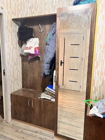 sirket nomreleri: İşlənmiş, Açılan, Düz dolab, Dəhliz dolabı