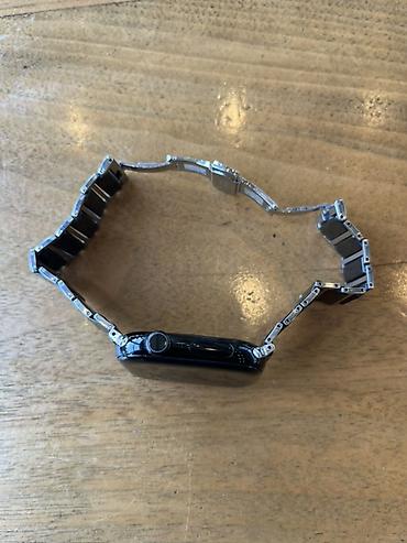 Наручные часы: Apple Watch 11 Ağıllı saat — kvadrat formalı qara korpus, tac — 3