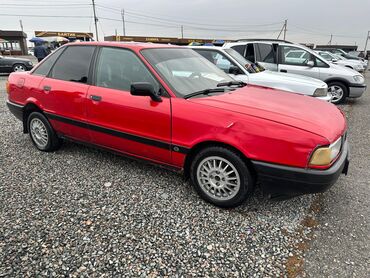 купить авто в кредит: Audi 80: 1989 г., 1.8 л, Механика, Бензин, Седан