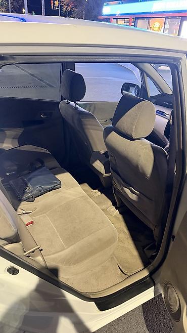 b class: Toyota Corolla Spacio: 2003 г., 1.8 л, Автомат, Бензин, Хэтчбэк — 4