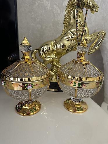 Qab-qacaq və mətbəx ləvazimatları: Büllur və qızılı naxışlı şirniyyat qabları (2 ədəd dəst) - Material — 2