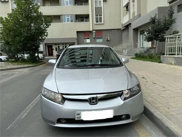 maşın şekilleri: Honda Civic: 1.3 l | 2007 il Hetçbek