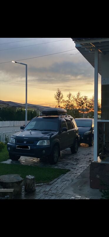 опель внедорожник: Honda CR-V: 2001 г., 2 л, Автомат, Бензин, Внедорожник