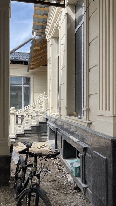 Фасадные работы: Демонтажные работы, Ремонт фасада, Утепление фасада | Балясины, Молдинг | Гранит, Сары-Таш | Базальт Больше 6 лет опыта — 7