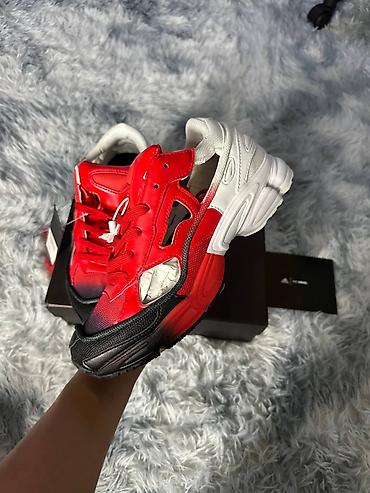раф симонс: Мужские кроссовки, 41, Adidas Originals, Новый, цвет - Красный, Платная доставка — 4