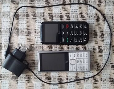 телефон для девочки fly: İki ədəd telefon ehtiyat hissələr kimi istifadə etmək olar. Yaxşı
