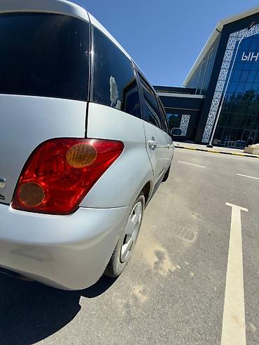 тоето пикник: Toyota Ist: 2004 г., 1.3 л, Автомат, Бензин, Хэтчбэк — 8