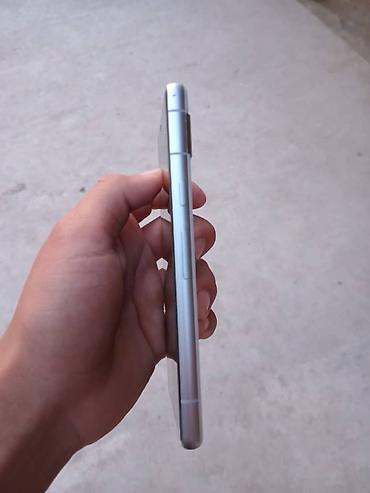 Google: Google Pixel 7a, Б/у, 128 ГБ, цвет - Белый, eSIM, 1 SIM — 3