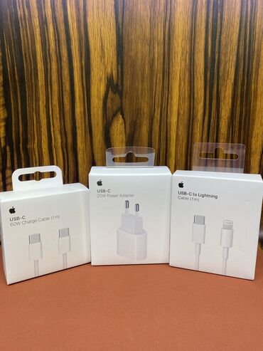 китайский айфон 13: Оригинальное зарядное устройство для iPhone (20W USB-C Power Adapter +