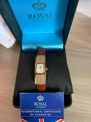 Продаю часы женские наручные фирмы Royal London