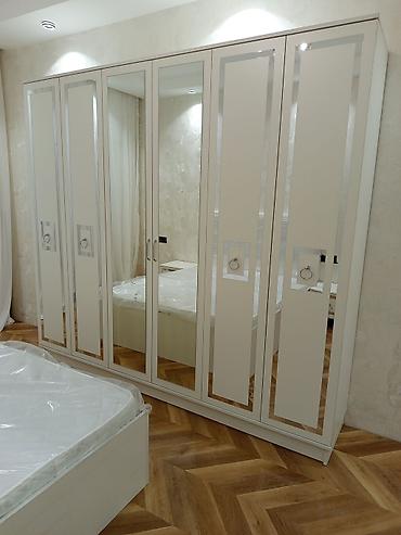 divar skafi: Yeni, 6 qapı, Güzgülü, Ağ, Açılan, Düz dolab — 1