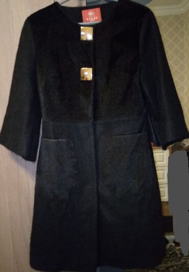 женское демисезонное стеганое пальто: Пальто S (EU 36), M (EU 38), цвет - Черный