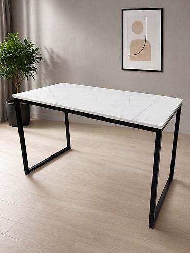 table study: Столы в наличии — 4