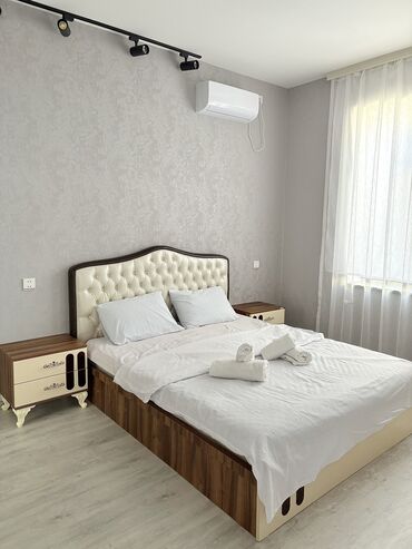 Günlük kirayə evlər: 100 kv. m, 4 otaqlı, Su, Kanalizasiya, İşıq — 8