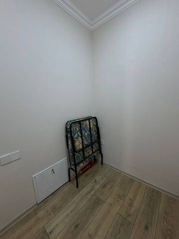 Həyət evləri və villaların satışı: Şüvəlan qəs. 4 otaqlı, 100 kv. m, Yeni təmirli -da lalafo.az — 16 Həyət evləri və villaların satışı: Şüvəlan qəs. 4 otaqlı, 100 kv. m, Yeni təmirli — 16