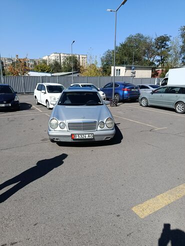 Mercedes-Benz: Mercedes-Benz E-Class: 1999 г., 2.4 л, Механика, Бензин, Седан