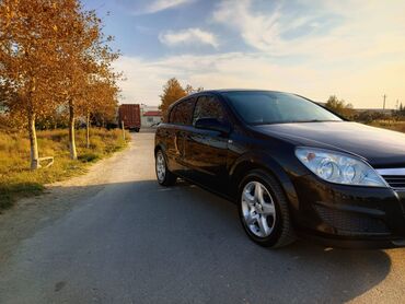Opel Astra: | 2007 il