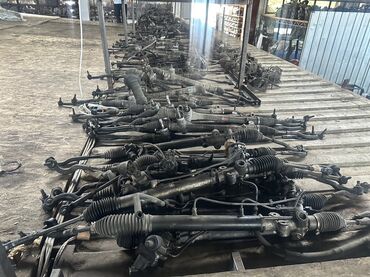 Другие автозапчасти: Большой выбор б/у автозапчастей, включающий ступицы, подшипники — 17