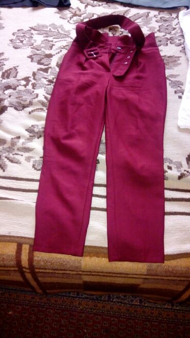 pantalone lacoste: S (EU 36), Normalan struk, Ravne nogavice