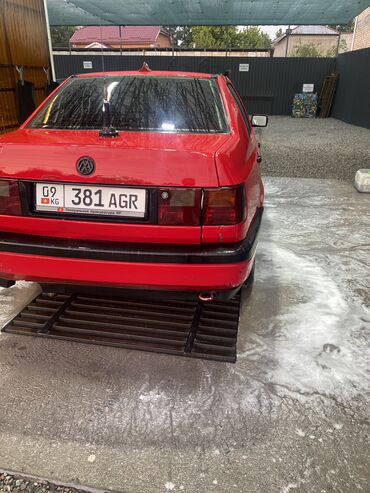 куплю машину на запчасти: Volkswagen Vento: 1993 г., 1.8 л, Механика, Бензин, Седан