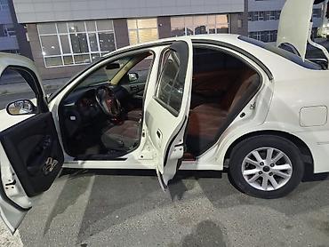 jetta 2008: Nissan Sunny: 1.3 l | 2008 il Sedan — 4