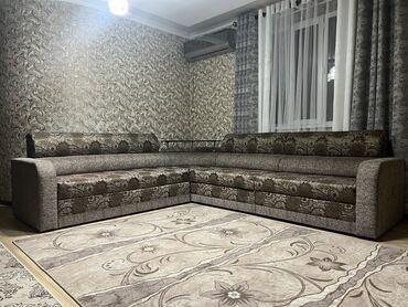 Угловые диваны: Продаю угловой диван, использовали только в летний период, практически — 9