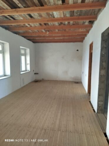 Həyət evləri və villaların satışı: 4 otaqlı, 150 kv. m, Kredit yoxdur, Orta təmir — 7