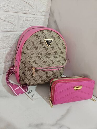 Torbe: Bilo koji komplet
Torba+novcanik
4200 — 25