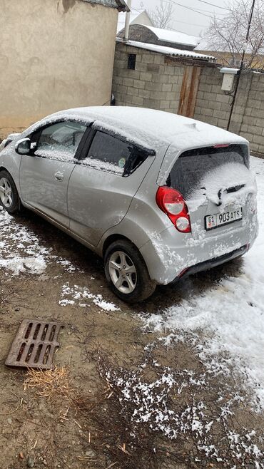 Chevrolet: Chevrolet Spark: 2015 г., 1.2 л, Автомат, Бензин, Хэтчбэк — 2