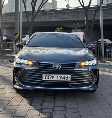 Toyota: Toyota Avalon: 2018 г., 2.5 л, Вариатор, Гибрид, Седан