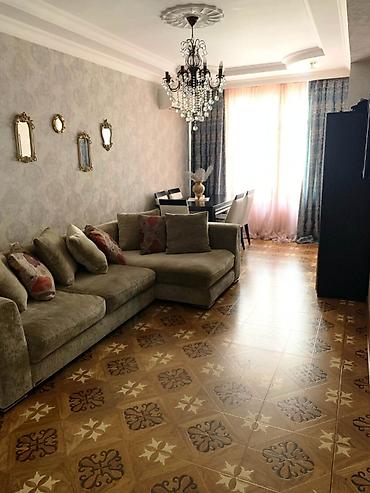 ev satiram az: 3 otaqlı, Yeni tikili, 83 kv. m — 1