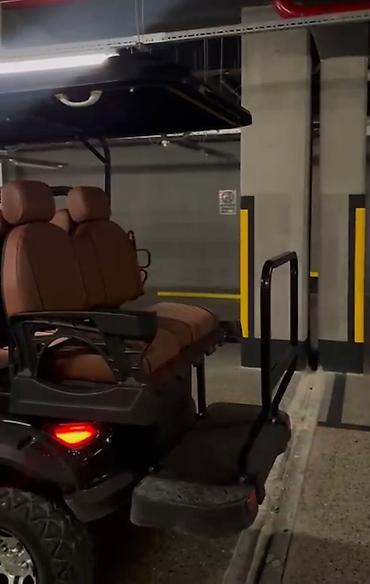 Digər nəqliyyat: Çox Təcili satılır elektrik Club Car Tempo 6 Passenger real adamlar — 3