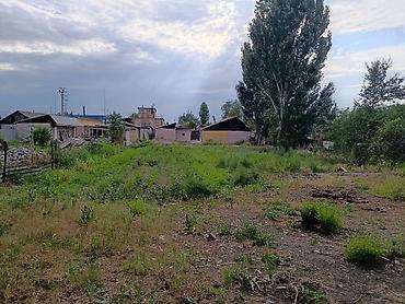 продаю бишкек: Срочно продаю 4-х комнатный дом в г.Кара-Балта, ул.Вокзальная. Участок — 2