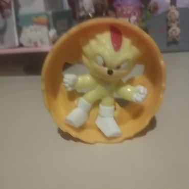 minecraft oyuncaq: Orginal mcdonald's fiqurları koleksiyon sarı rəng və hədiyyəsiylə — 1