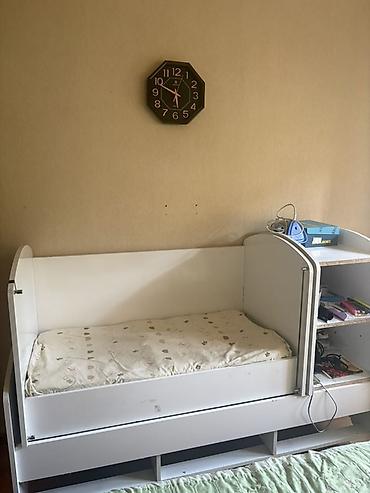 defter qelem: Uşaq çarpayısı satılır. Ağ rəngli, funksional dizayna malik modeldir — 2
