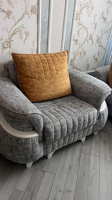 Диваны: Divan kreslo desti satılır təcili qiymət 400 manat — 2
