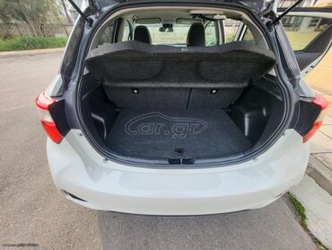 Toyota: Toyota Yaris: 1 l. | 2019 έ. SUV/4x4 — 6