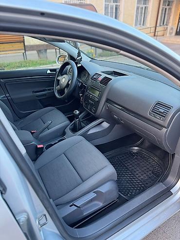 c4 a6: Volkswagen Golf V: 2006 г., 1.6 л, Механика, Бензин, Хэтчбэк — 9