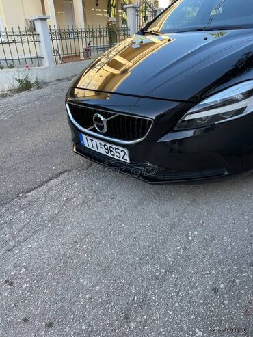 Volvo: Volvo V40: 2 l. | 2017 έ. 97000 km. Χάτσμπακ — 2