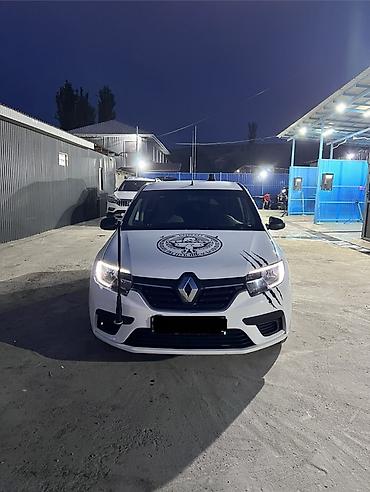 авто ярис: Renault Logan: 2018 г., 1.6 л, Механика, Бензин, Седан — 2