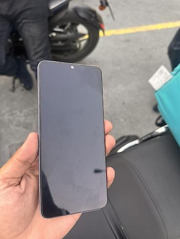 Aşağı yeri yoxdu işlək telefondur 0709199969 vp və ya zəng təcili