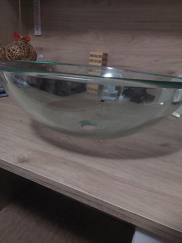 canaqlar: Şüşə “bowl” tipli üstdən quraşdırılan hamam lavabosu. - Material — 3