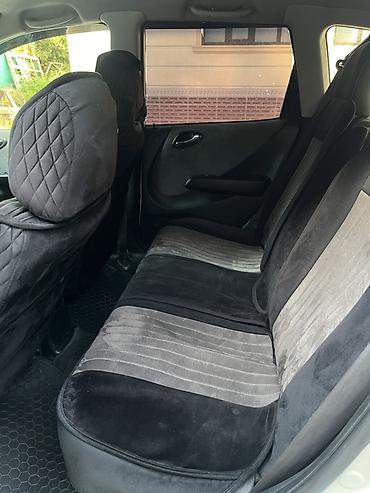 тойота приус с: Honda Fit: 2002 г., 1.3 л, Автомат, Бензин, Хэтчбэк — 8