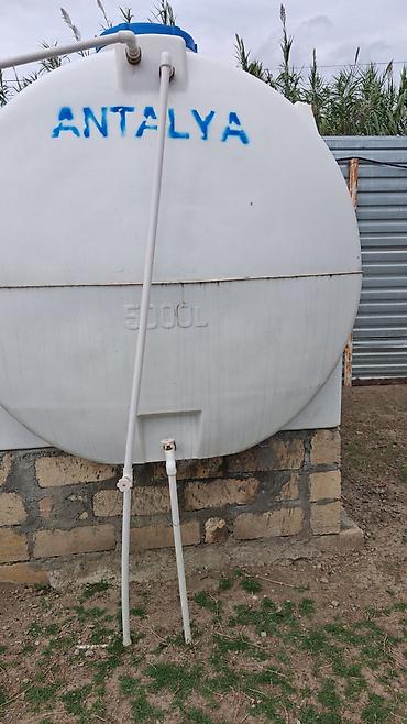 binə atçılıq torpaq satılır: Agdam dordyoluna 7km mesafede asfalt yol. Kommunal xidmetler qiymete — 8