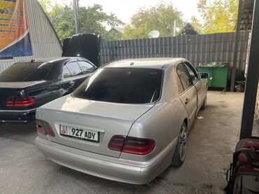 продаю авто мерс: Mercedes-Benz E-Class: 1999 г., Седан