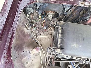 VAZ (LADA): VAZ 2107 sedan - Kuzov: klassik sedan, tünd rəng. Ön və arxa fənərlər — 5