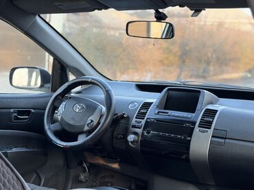 Toyota: Toyota Prius: 2005 г., 1.5 л, Автомат, Гибрид — 14