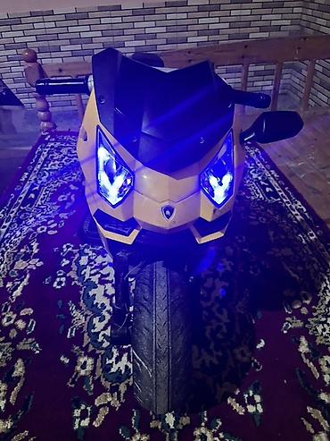 dəmir yumruq rəsmi: Uşaq üçün elektrikli motosiklet – idman üslublu, 2 təkərli model — 2