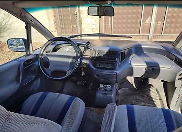 g comp: Toyota Previa: 1993 г., 2.4 л, Автомат, Бензин, Минивэн — 3